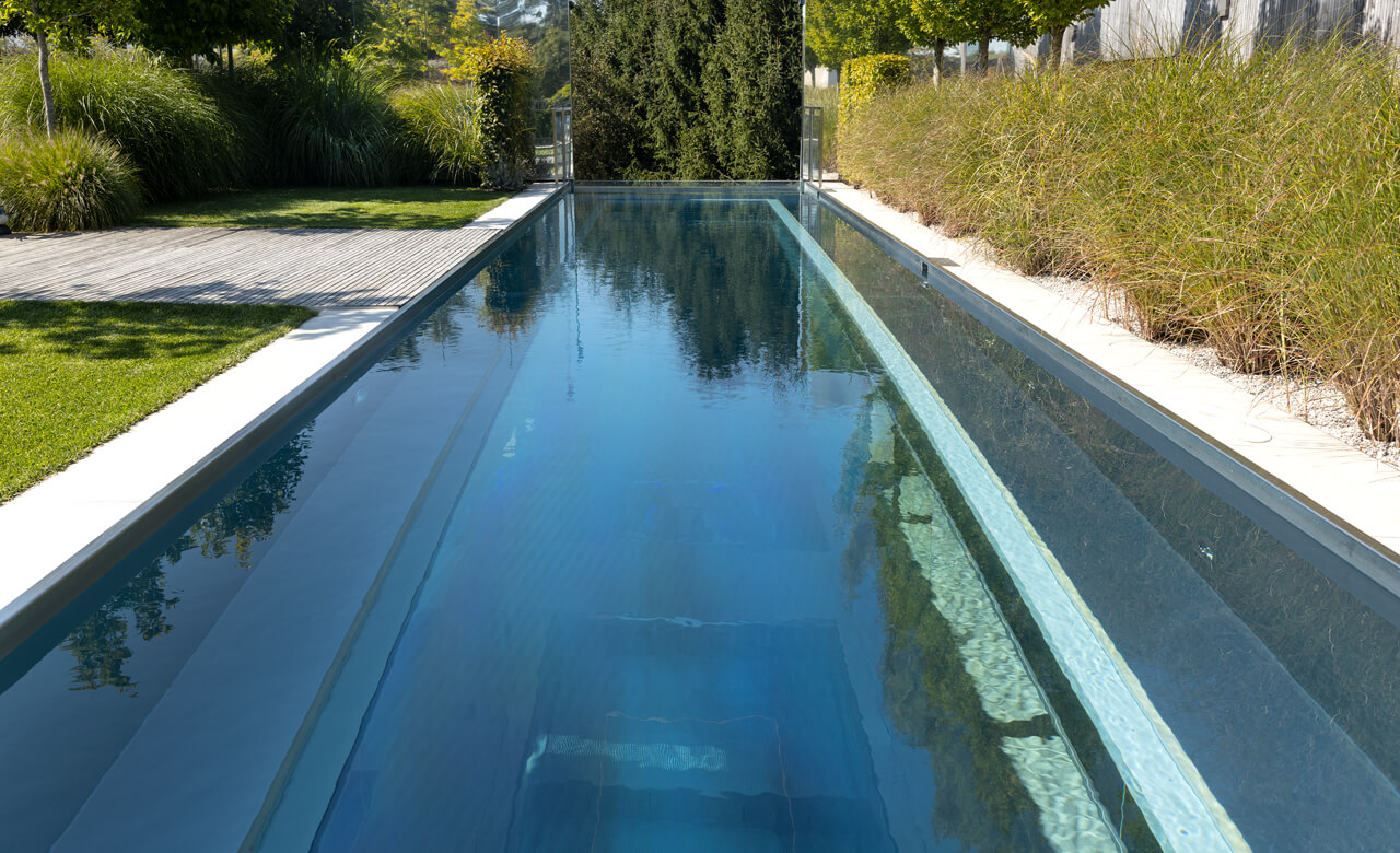 infinitypool aus edelstahl