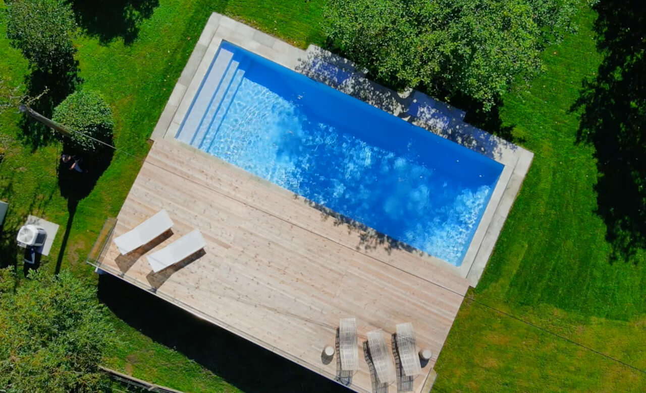 pooldeck