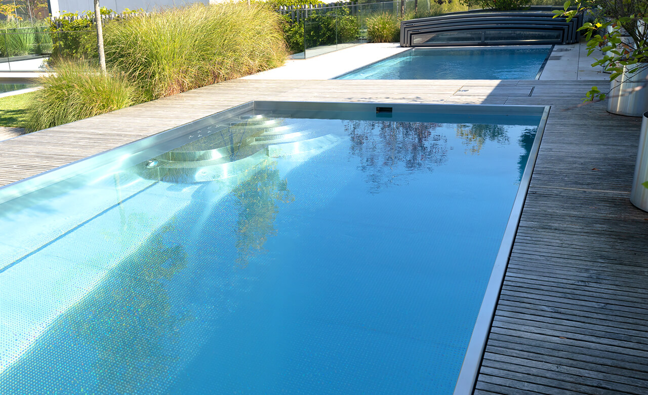 edelstahlpool mit skimmertechnik